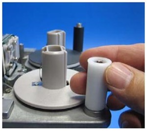 更換色帶導向卷軸步驟四