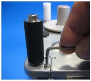 更換色帶移動卷軸步驟三