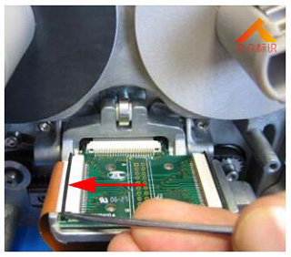 熱轉印打碼機拆打印頭步驟三